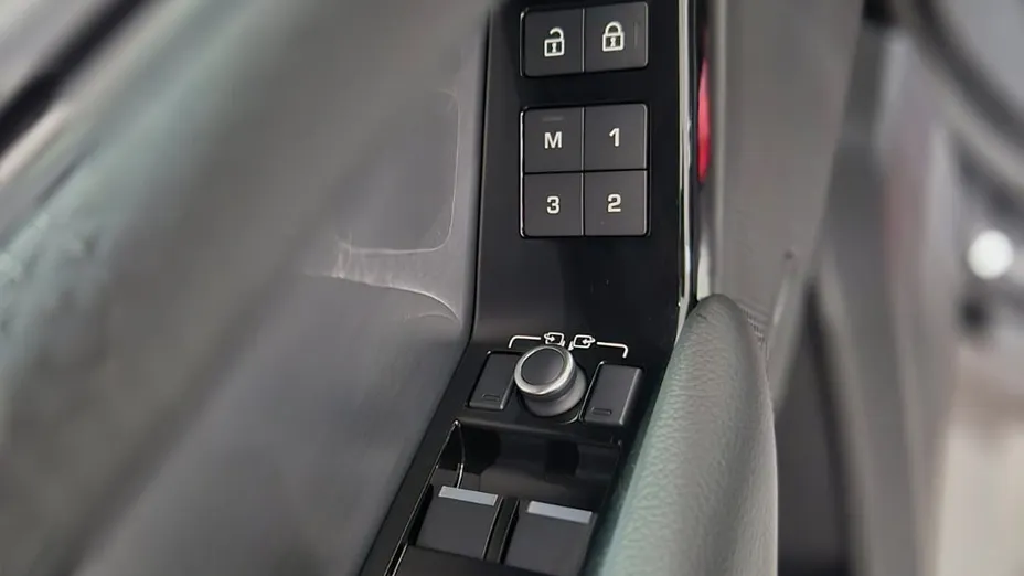 LAND ROVER Range Rover Velar Velar 2.0 D200 mHEV