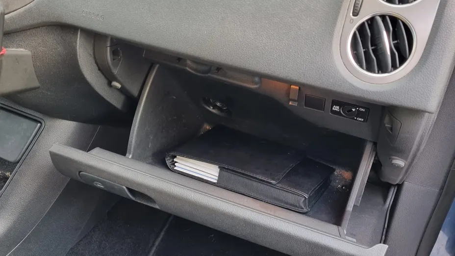 VOLKSWAGEN Tiguan -