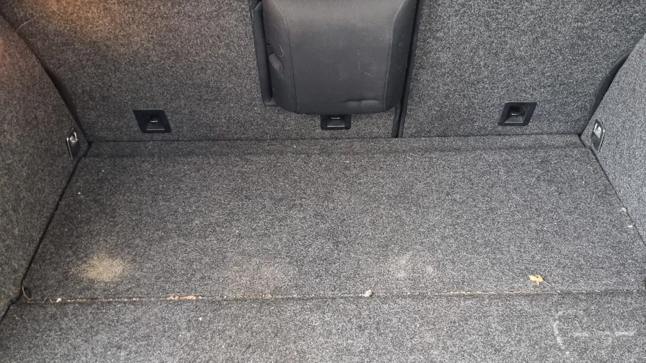 VOLKSWAGEN Tiguan -