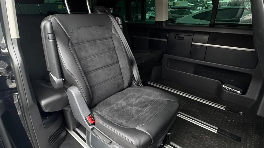 VOLKSWAGEN Multivan Multivan 2.0 BiTDI L1 Generation SIX 4Motion DSG