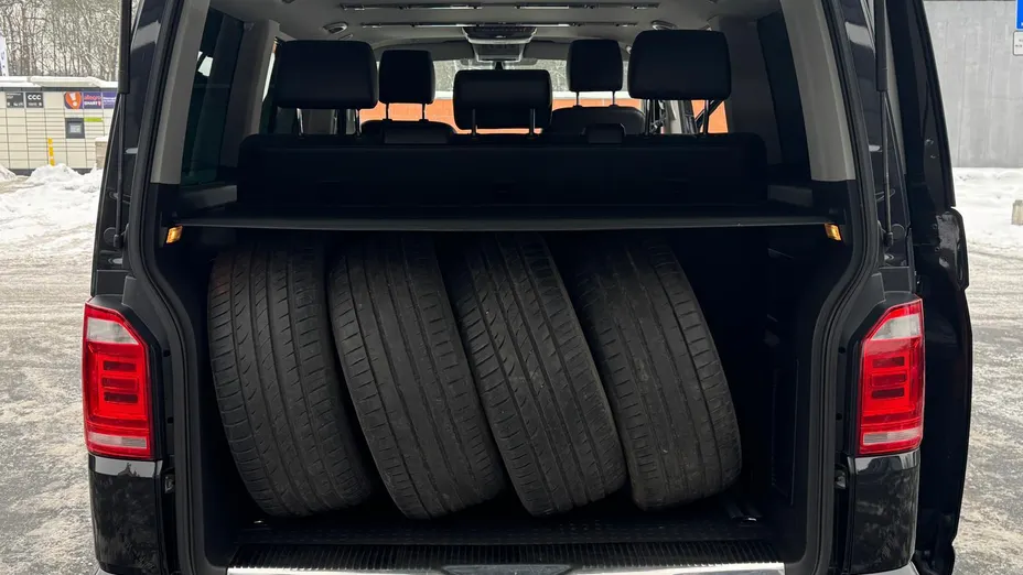 VOLKSWAGEN Multivan Multivan 2.0 BiTDI L1 Generation SIX 4Motion DSG