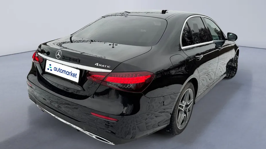MERCEDES-BENZ E Klasa E 220 d 4-Matic AMG/Avantgarde