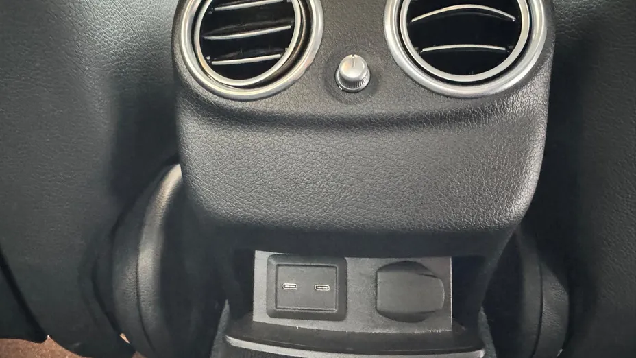 MERCEDES-BENZ E Klasa E 220 d 4-Matic AMG/Avantgarde