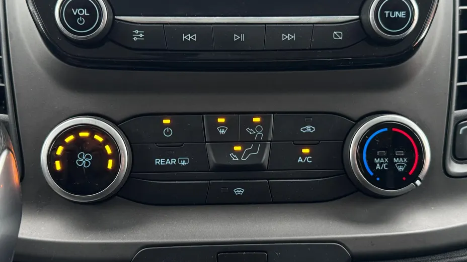 FORD Transit Custom Transit Custom 2.0 EcoBlue 300 L1H1 MS-RT (bryg.) Aut.