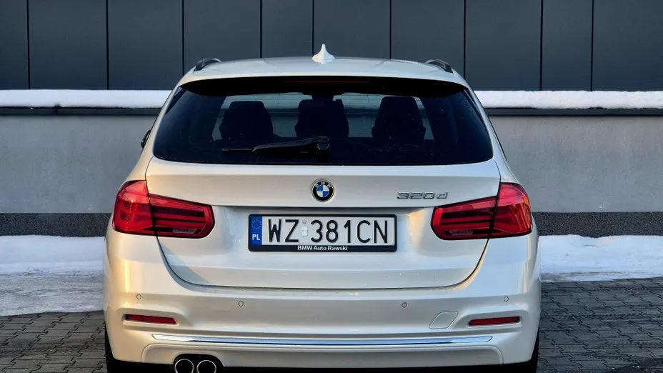 BMW Seria 3 320d Eff.Dynamics Advantage aut