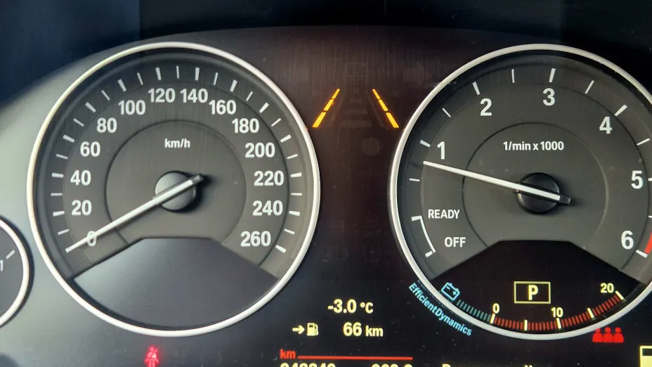 BMW Seria 3 320d Eff.Dynamics Advantage aut