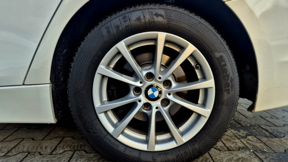 BMW Seria 3 320d Eff.Dynamics Advantage aut