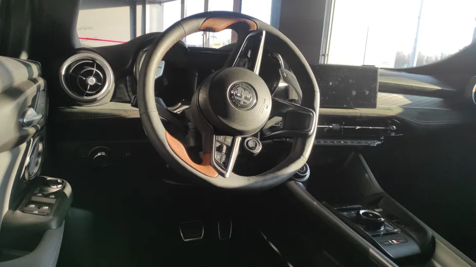 ALFA ROMEO Tonale Tonale 1.5 T4 GSE mHEV Intensa DCT Nowy