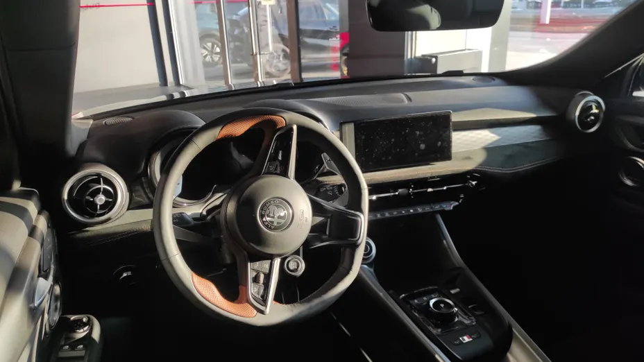 ALFA ROMEO Tonale Tonale 1.5 T4 GSE mHEV Intensa DCT Nowy