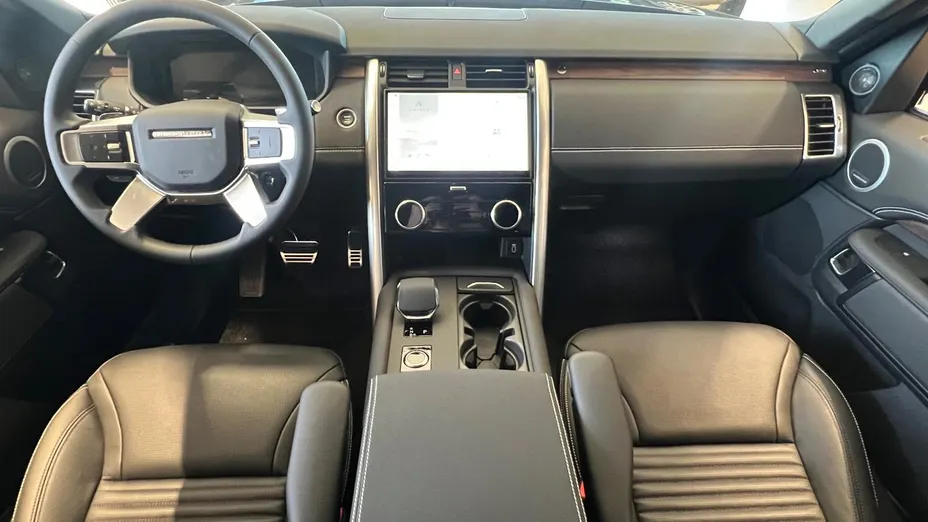 LAND ROVER Discovery Discovery V 3.0 D250 mHEV Dynamic SE Nowy