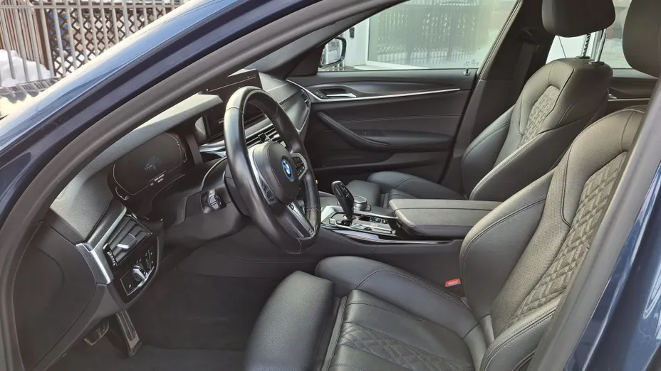 BMW Seria 5 530e M Sport sport-aut