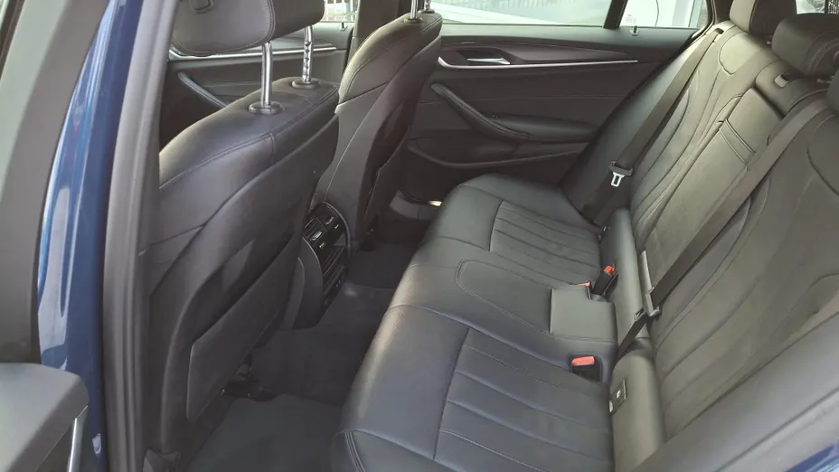BMW Seria 5 530e M Sport sport-aut