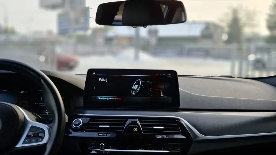 BMW Seria 5 530e M Sport sport-aut