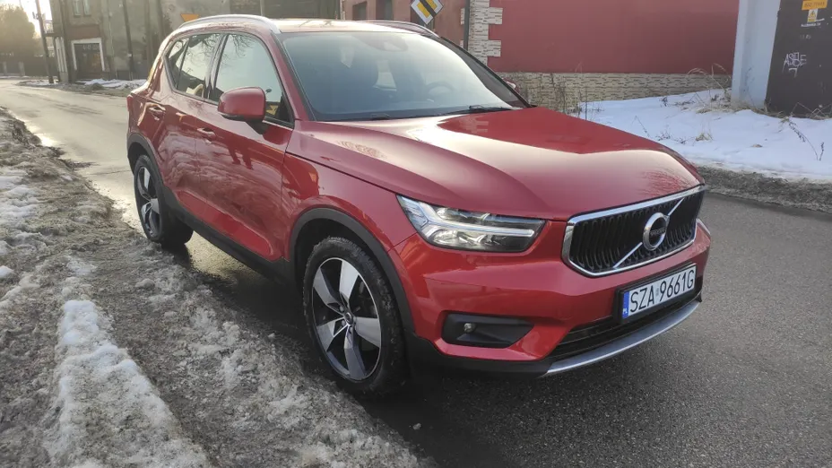 VOLVO XC40 XC40 T4 AWD Momentum aut