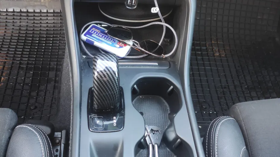 VOLVO XC40 XC40 T4 AWD Momentum aut