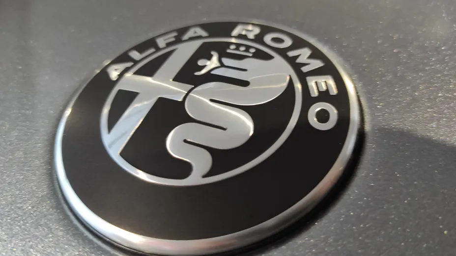 ALFA ROMEO Junior Junior 1.2 mHEV Ti eDCT Nowy