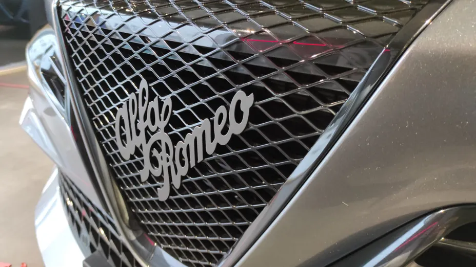 ALFA ROMEO Junior Junior 1.2 mHEV Ti eDCT Nowy