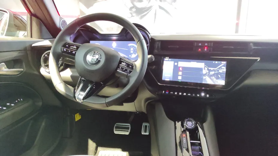 ALFA ROMEO Junior Junior 1.2 mHEV Ti eDCT Nowy