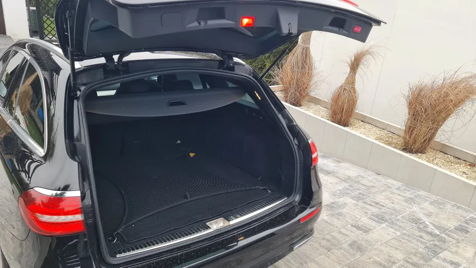 MERCEDES-BENZ E Klasa E 200 Avantgarde