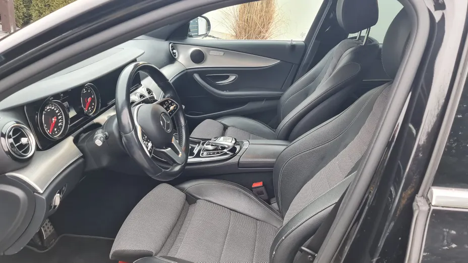 MERCEDES-BENZ E Klasa E 200 Avantgarde