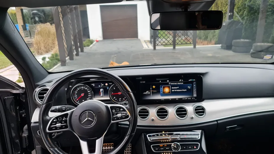 MERCEDES-BENZ E Klasa E 200 Avantgarde