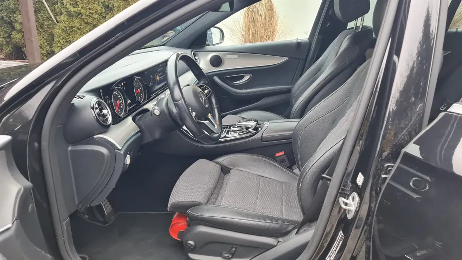 MERCEDES-BENZ E Klasa E 200 Avantgarde