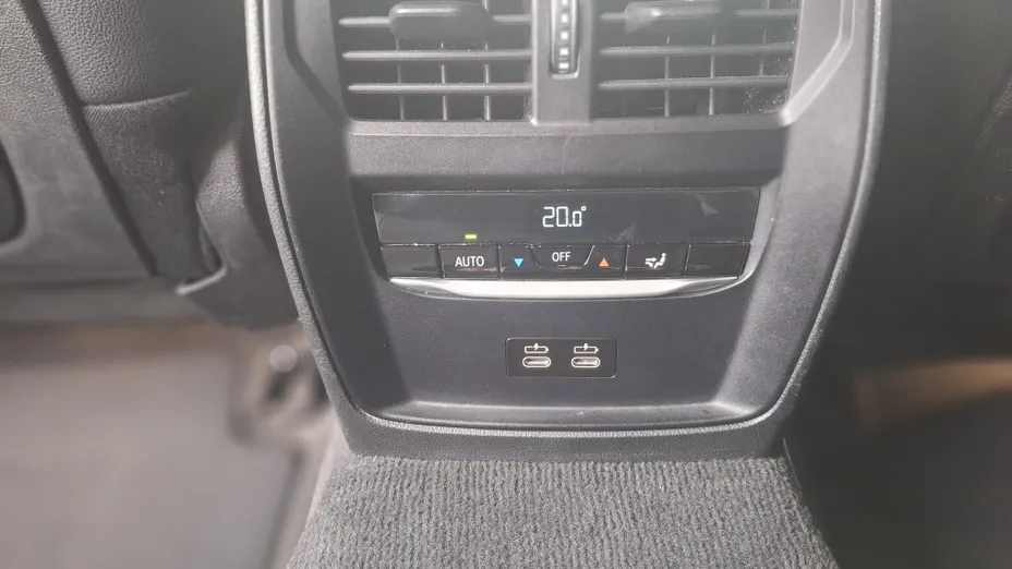 BMW Seria 3 330e M Sport sport-aut