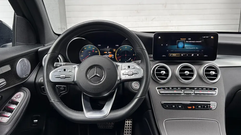 MERCEDES-BENZ GLC -