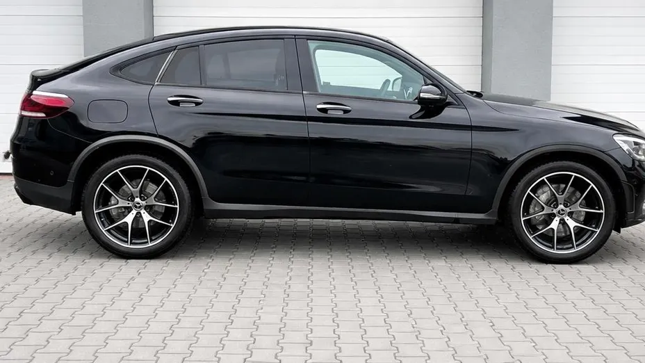 MERCEDES-BENZ GLC -