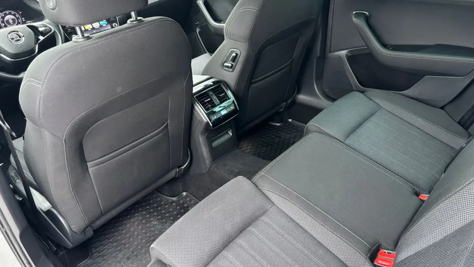 SKODA Superb Superb 2.0 TDI SCR Style DSG
