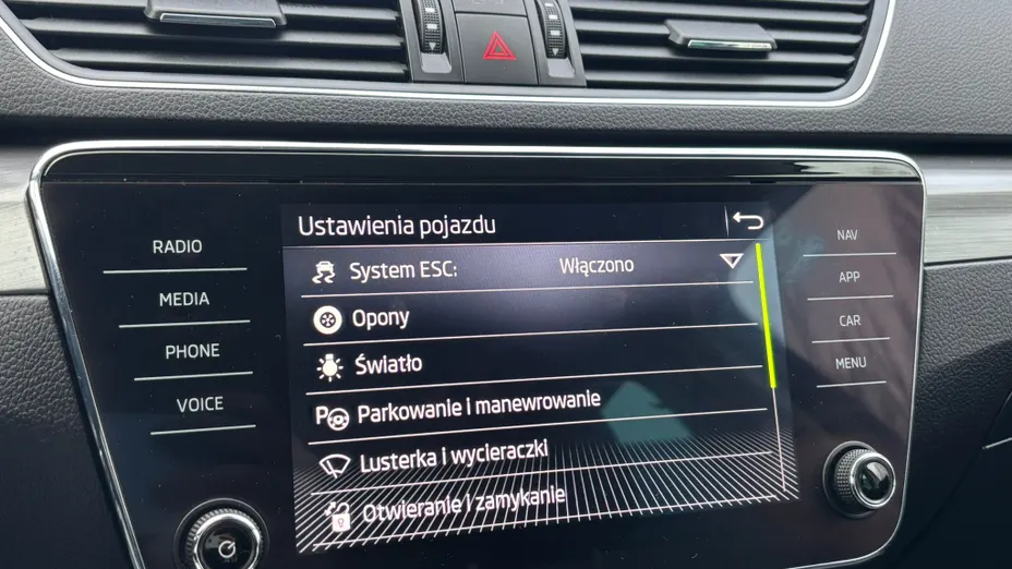 SKODA Superb Superb 2.0 TDI SCR Style DSG