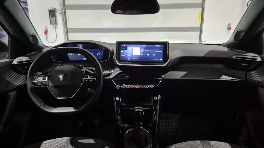 PEUGEOT 2008 2008 PureTech 100 Allure S&S BVM6