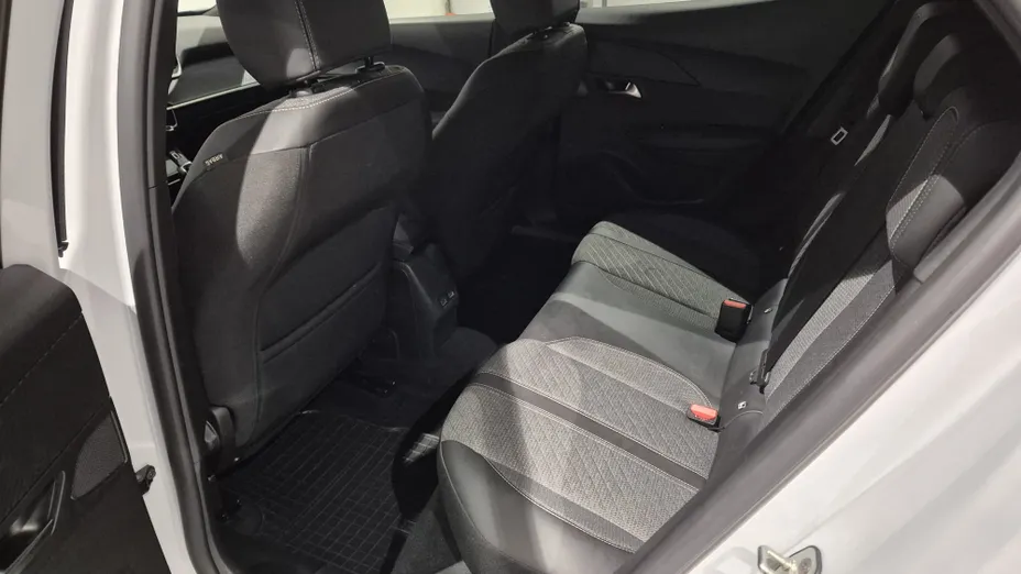 PEUGEOT 2008 2008 PureTech 100 Allure S&S BVM6