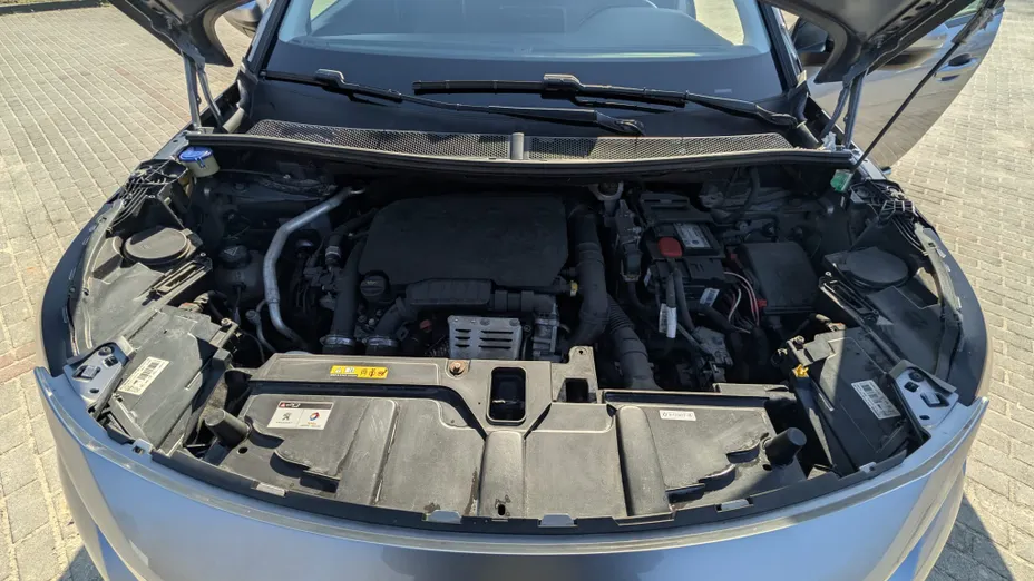 PEUGEOT 3008 3008 1.2 PureTech Allure S&S EAT6