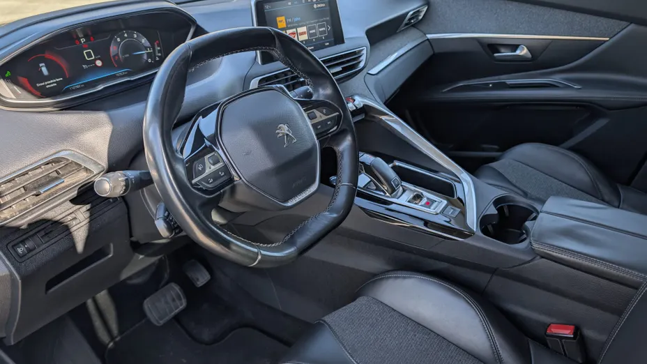 PEUGEOT 3008 3008 1.2 PureTech Allure S&S EAT6