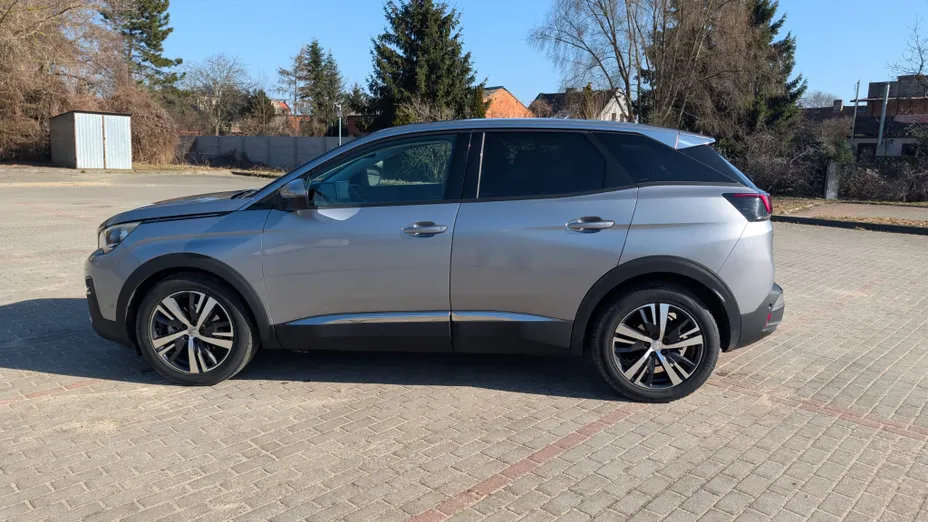 PEUGEOT 3008 3008 1.2 PureTech Allure S&S EAT6