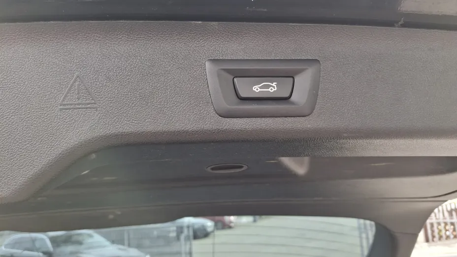 BMW Seria 5 530e M Sport sport-aut