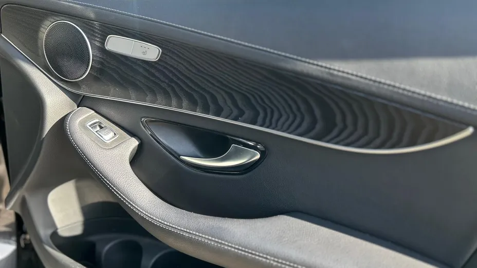 MERCEDES-BENZ GLC GLC 220 d 4-Matic