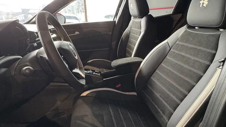 ALFA ROMEO Junior Junior 1.2 mHEV Sport Speciale eDCT Nowy