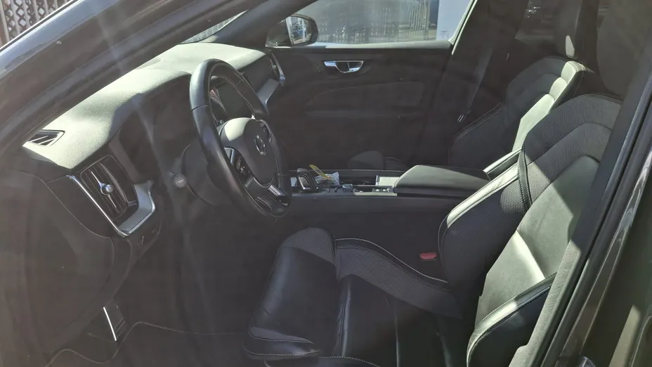 VOLVO V60 V60 B4 D R-Design aut