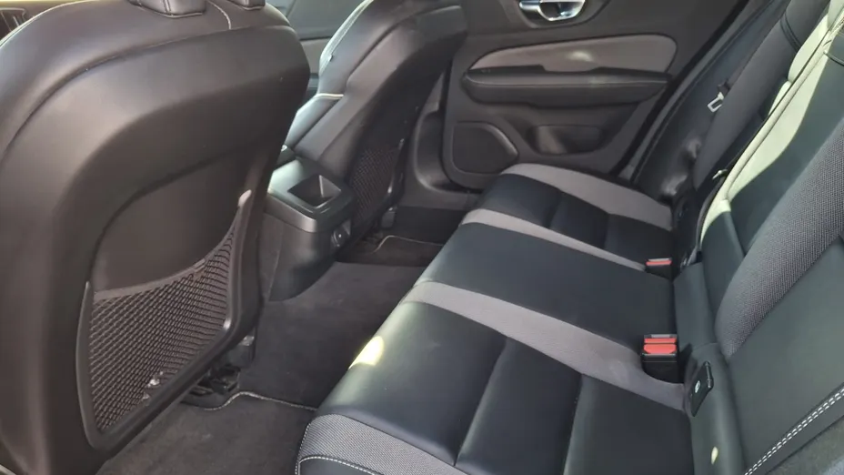 VOLVO V60 V60 B4 D R-Design aut