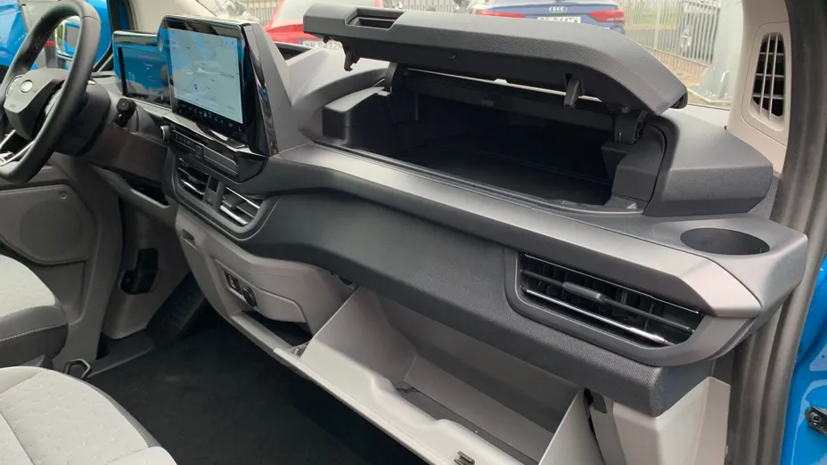 FORD Tourneo Custom Tourneo Custom 2.0 EcoBlue 320 L2 Titanium aut