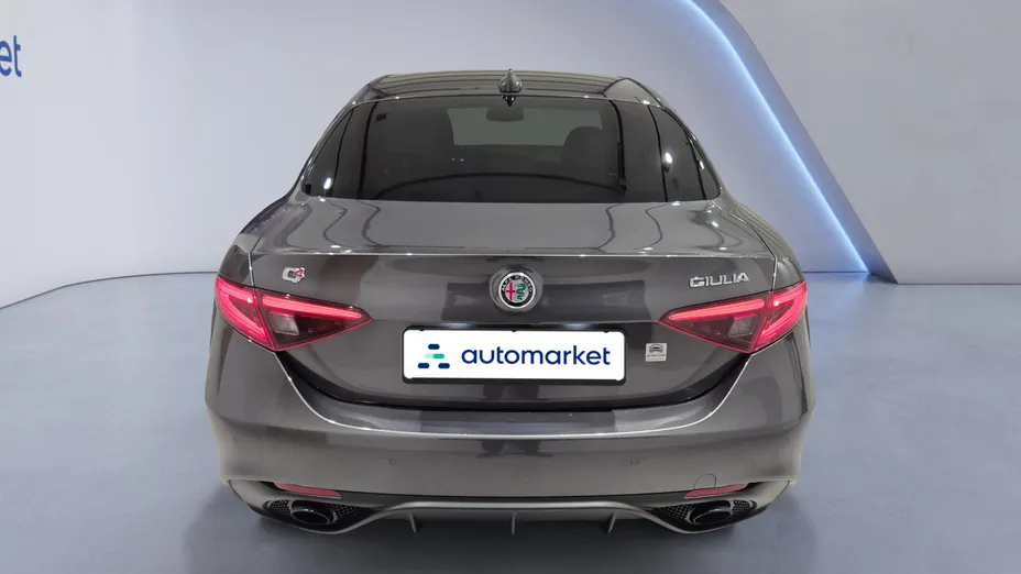 ALFA ROMEO Giulia Giulia 2.0 Turbo Veloce Q4 aut