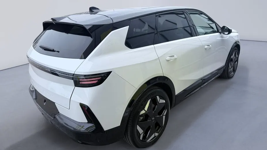 OPEL Grandland X Grandland Electric 73kWh Standard Range Ultimate AWD Nowy