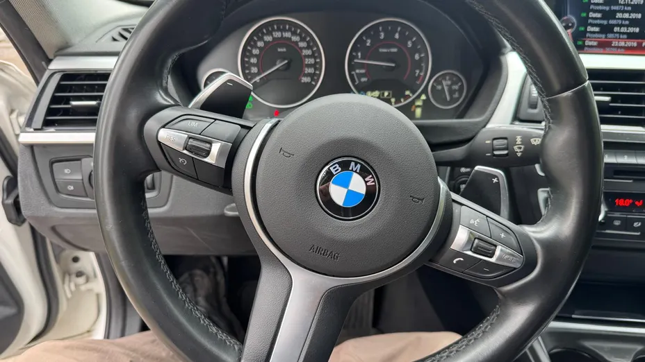 BMW Seria 3 335i xDrive Sport Line