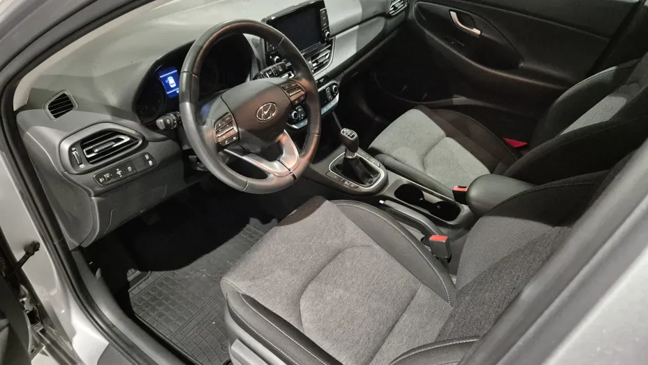 HYUNDAI i30 i30 1.5 T-GDI 48V Smart