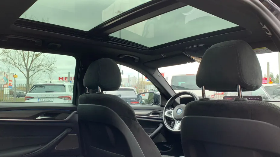 BMW Seria 5 530e M Sport sport-aut