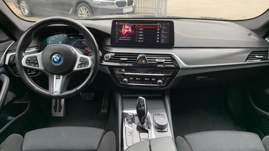 BMW Seria 5 530e M Sport sport-aut