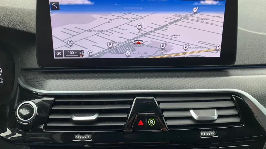 BMW Seria 5 530e M Sport sport-aut