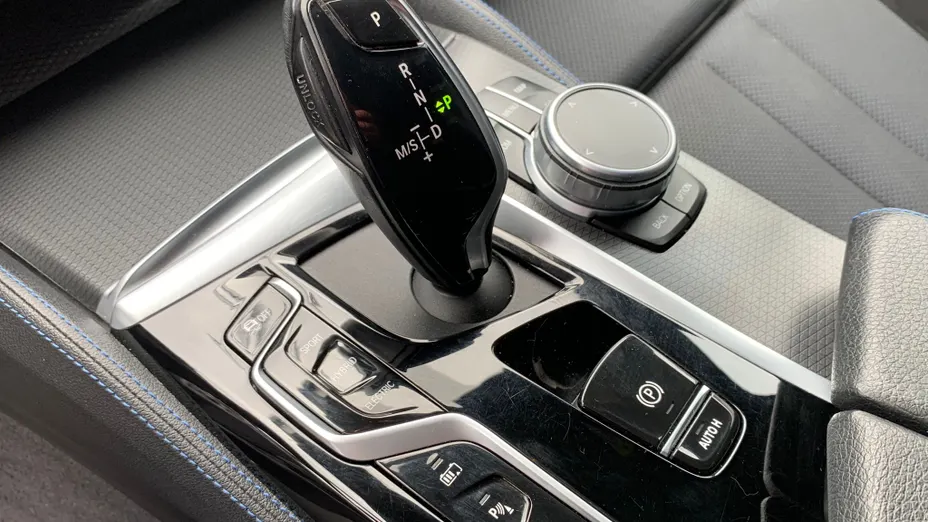 BMW Seria 5 530e M Sport sport-aut